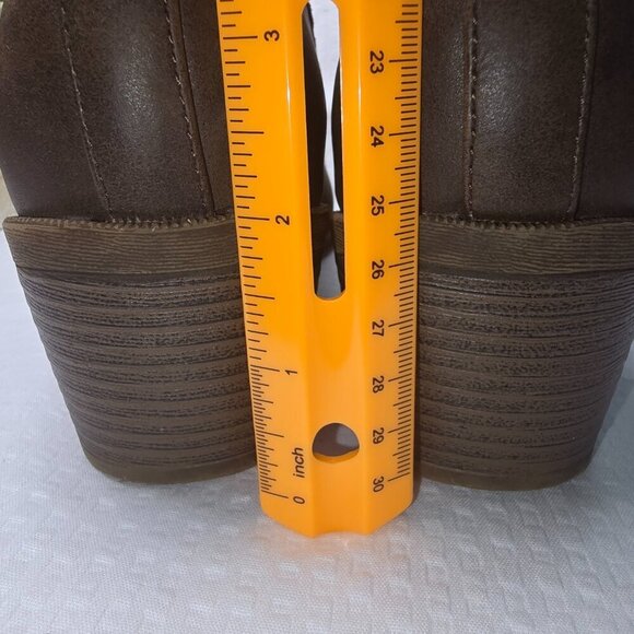 HOT TOMATO VALERIE BROWN BOOTIE SIDE SPLIT BROWN HEEL WOMENS SIZE 8.5 - Picture 3 of 8